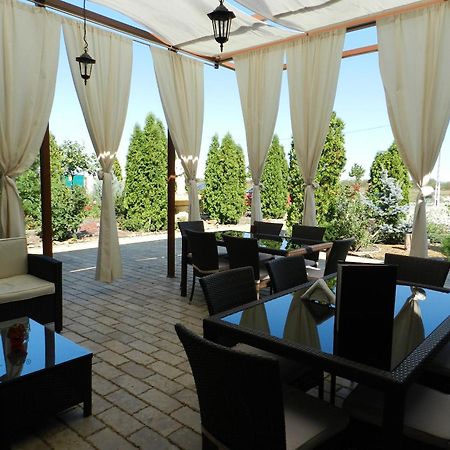 Anette Resort & Spa Covaci Екстер'єр фото